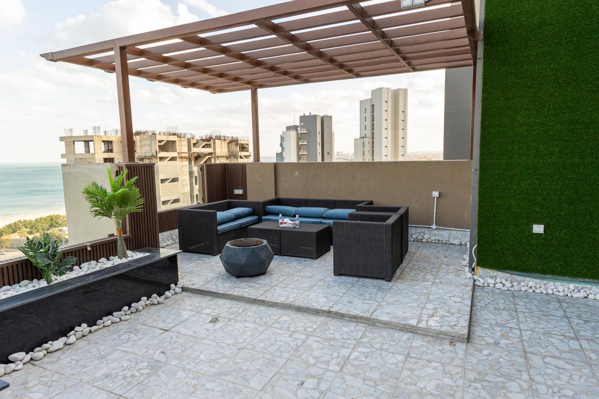 Rihanna Hotel Apartment Kuwait City Екстер'єр фото